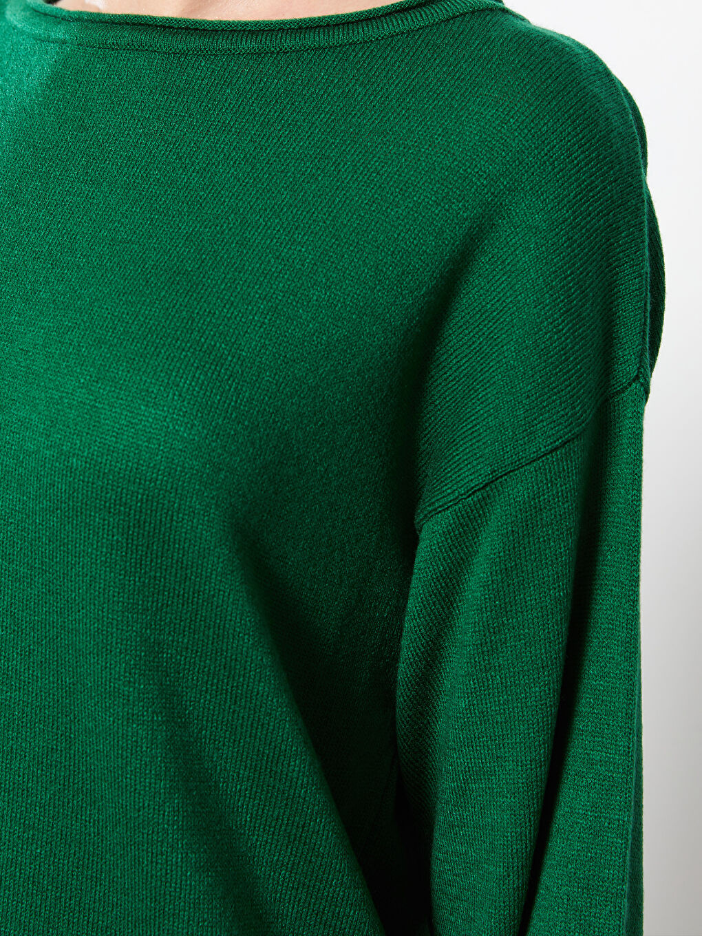 Yeşil Kayık Yaka Düz Uzun Kollu Kadın Triko Kazak-3