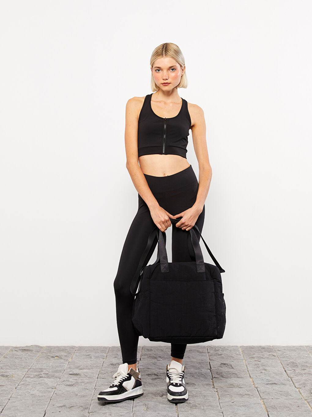 Siyah Paraşüt Kumaş Kadın Spor Çantası-3