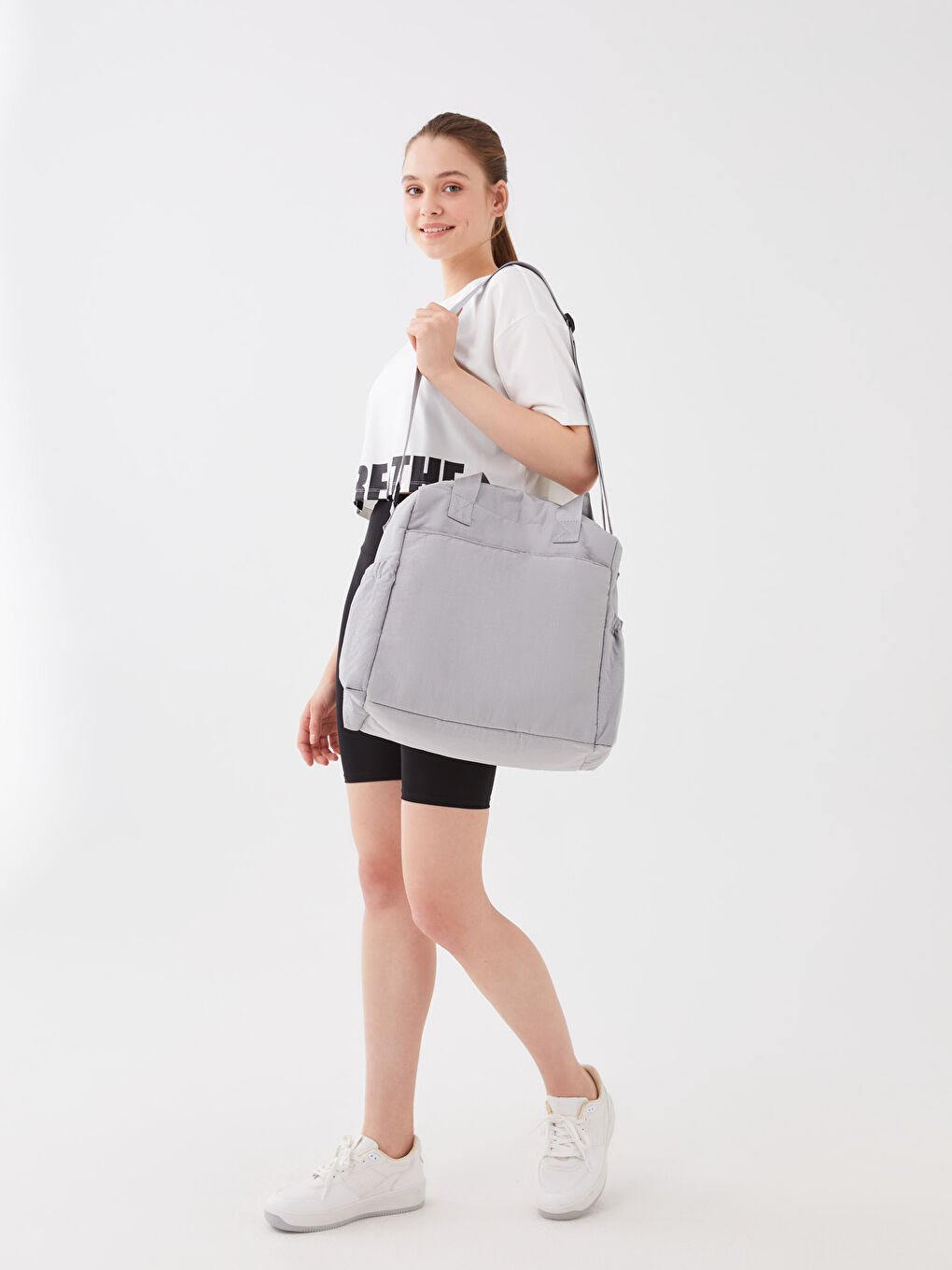 Gri Paraşüt Kumaş Kadın Spor Çantası-2