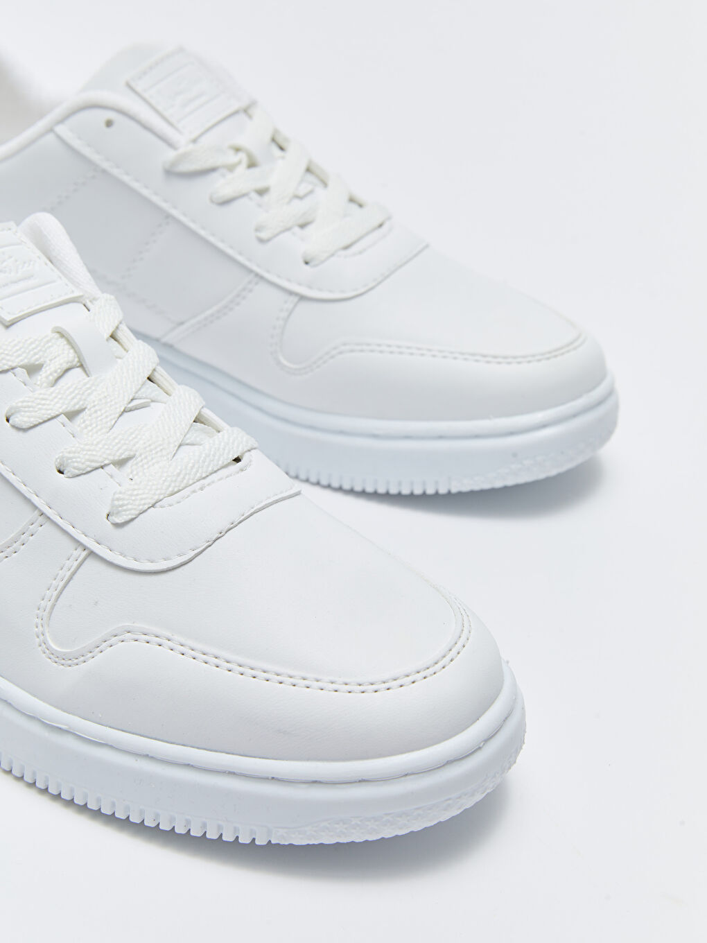 Beyaz Bağcıklı Erkek Spor Ayakkabı-2