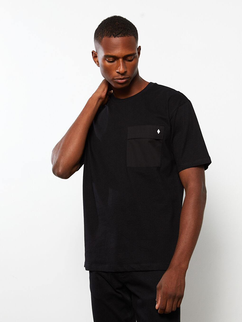 Siyah Bisiklet Yaka Penye Erkek Tişört-1