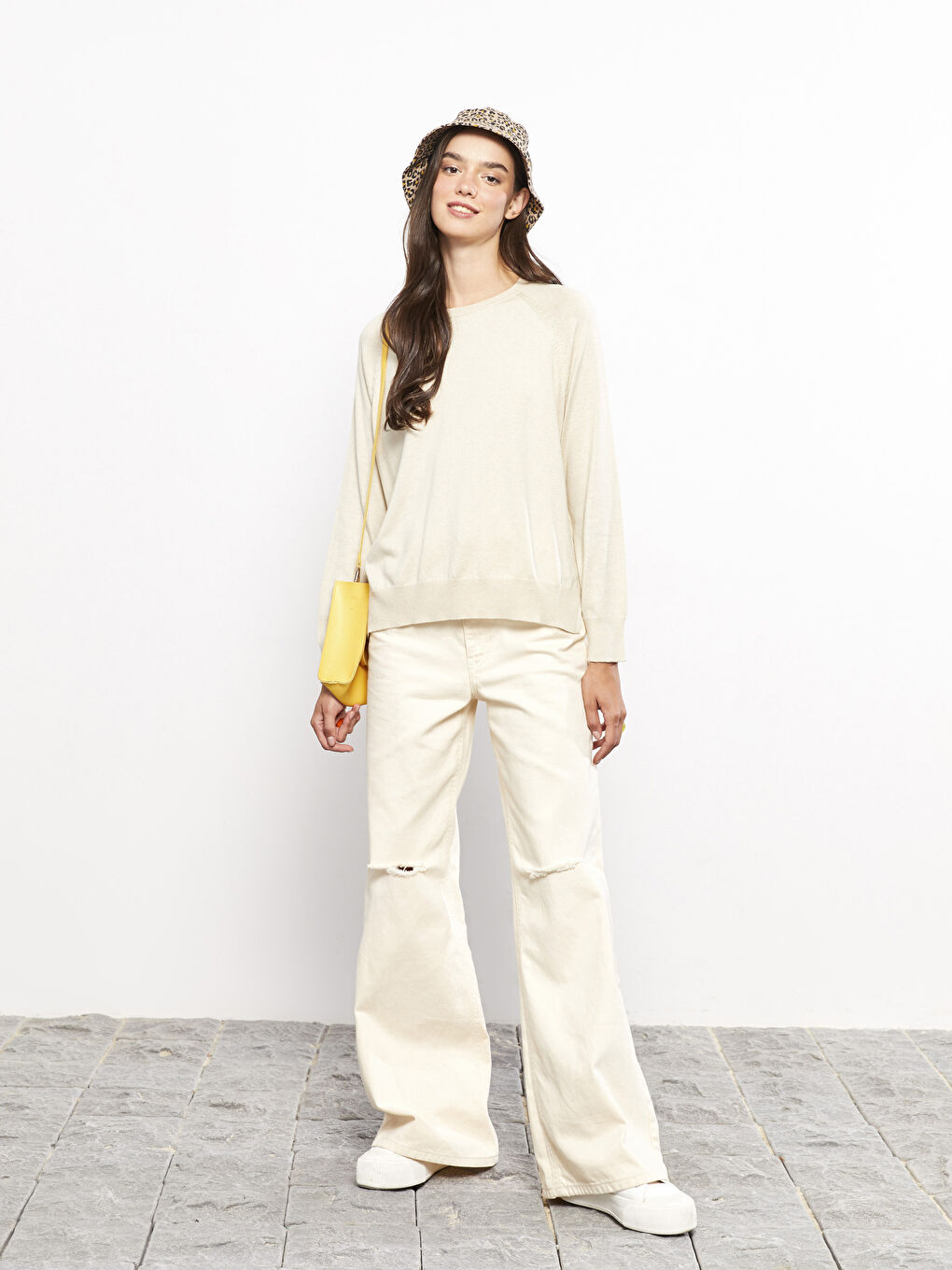 Bej Bisiklet Yaka Düz Uzun Kollu Kadın Triko Kazak-3