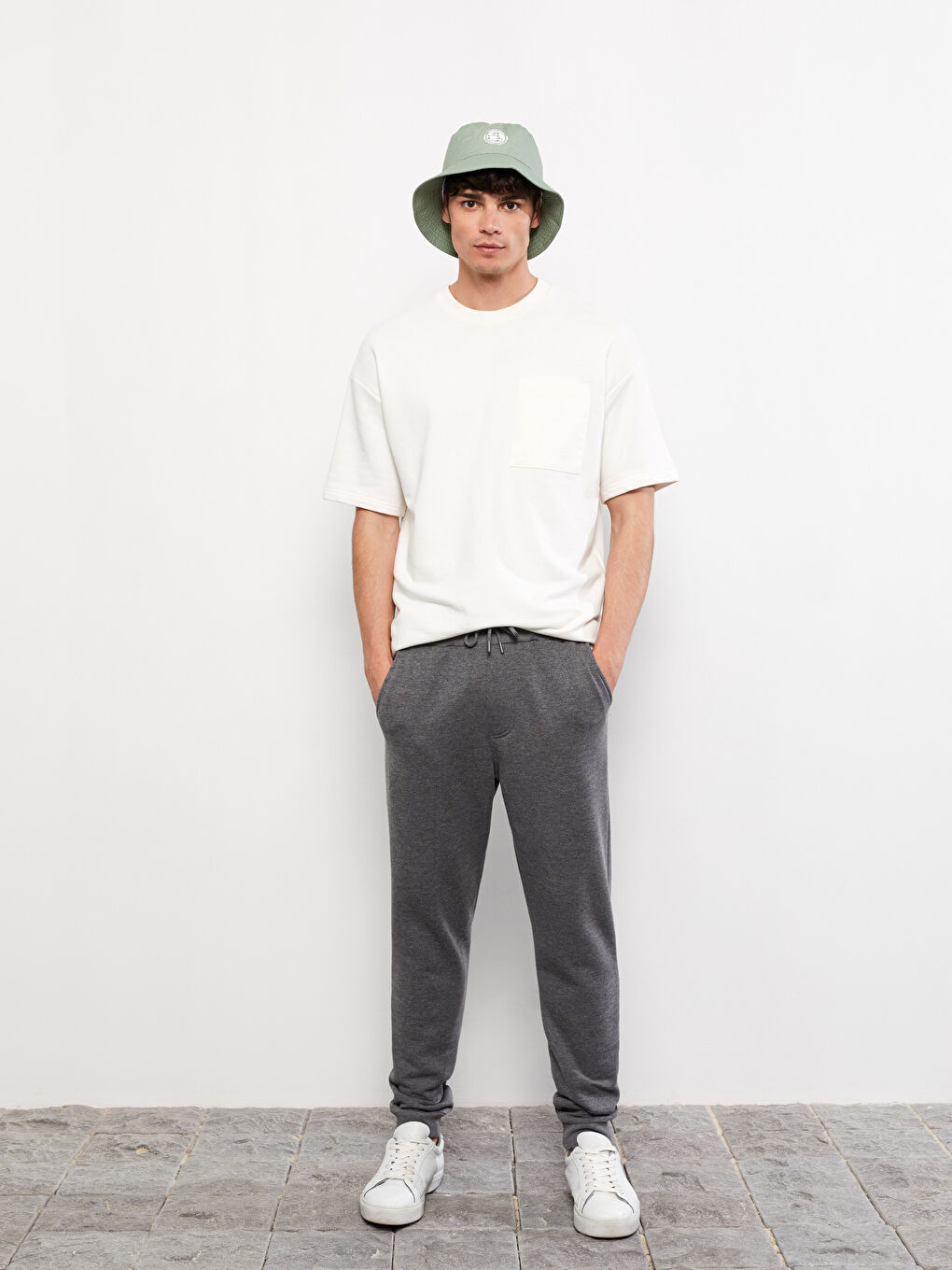 Тънки Мъжки Плътни Спортни Панталони Джогър-1