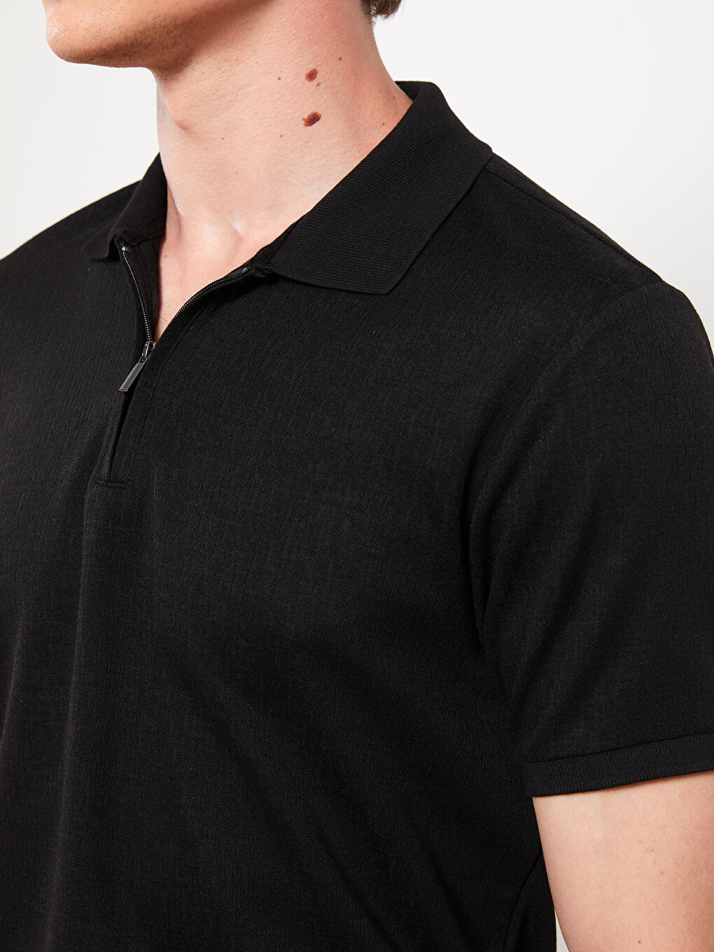 Siyah Polo Yaka Kısa Kollu Erkek Tişört-3