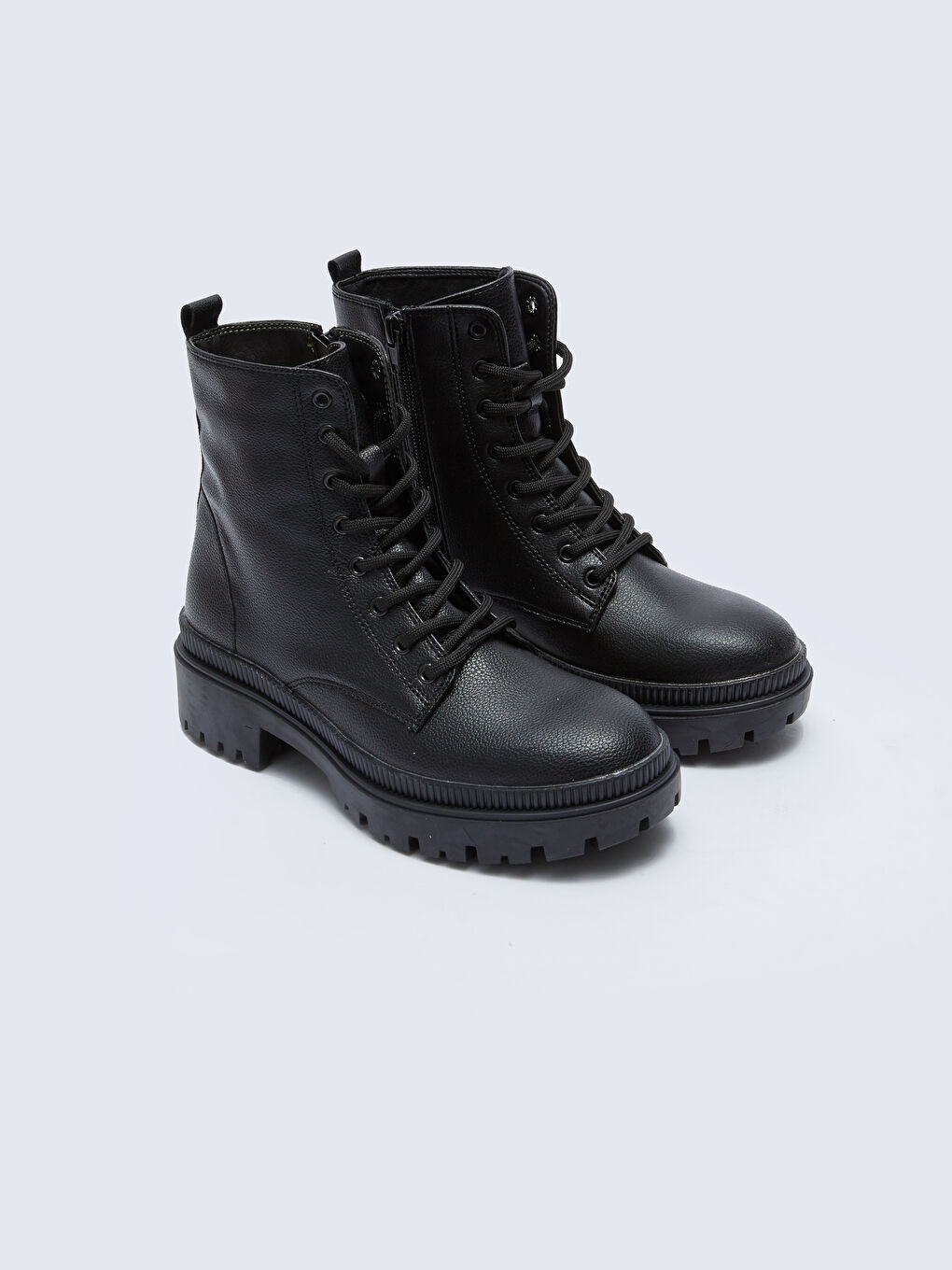 Siyah Kadın Süet Bağcıklı Bot