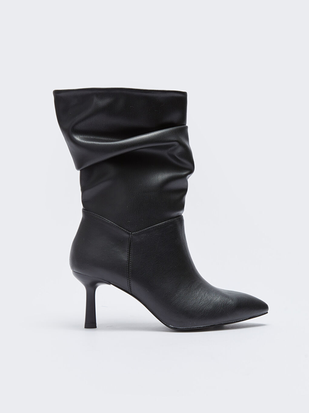 Siyah Deri Görünümlü Topuklu Kadın Bot-1