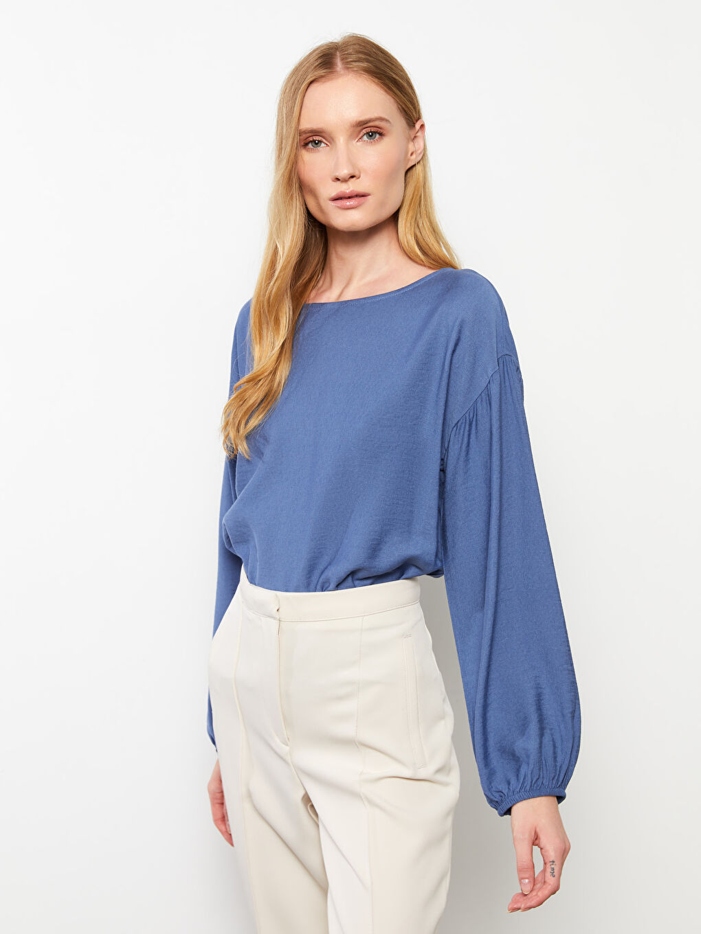 İndigo Kayık Yaka Düz Uzun Kollu Kadın Bluz-3