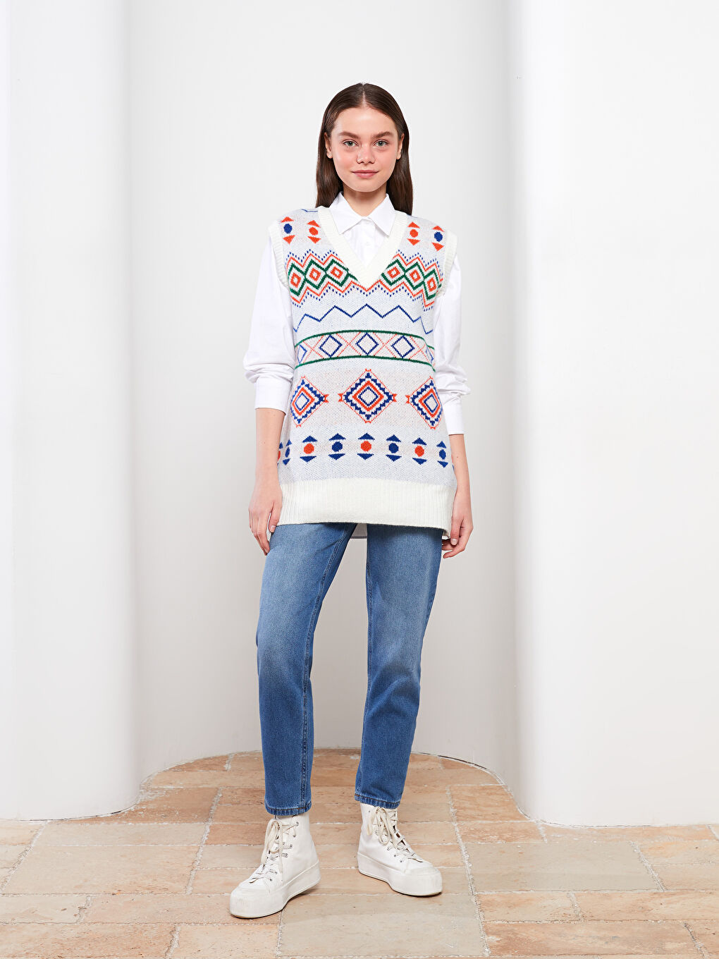 Светр Трикотажний Жіночий Візерунковий З V-подібним Вирізом-2