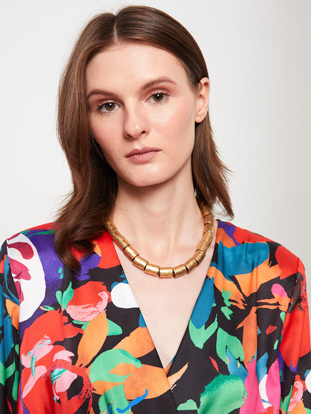 Kırmızı Kruvaze Yaka Desenli Uzun Kollu Saten Kadın Bluz-4