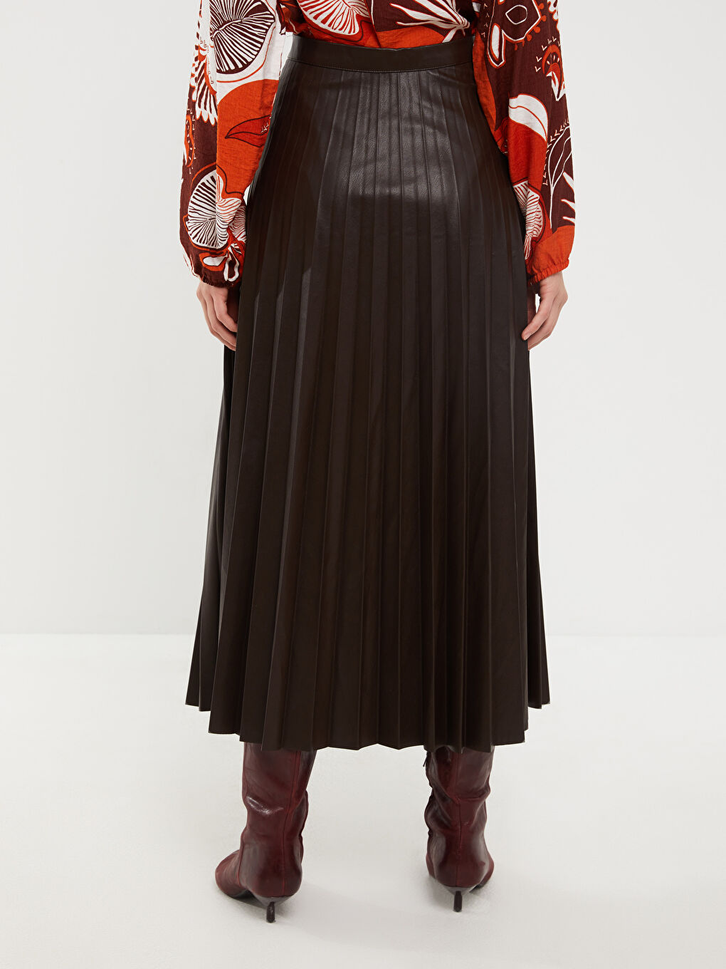 Kahverengi Beli Fermuarlı Düz A Kesim Kadın Pileli Etek-4