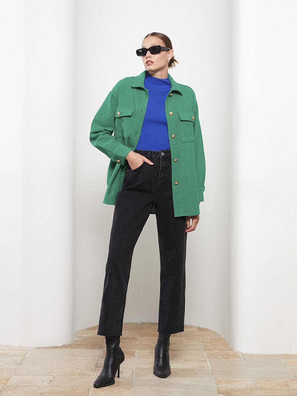 جينز نساء بقصة مستقيمة وخصر مرتفع-1