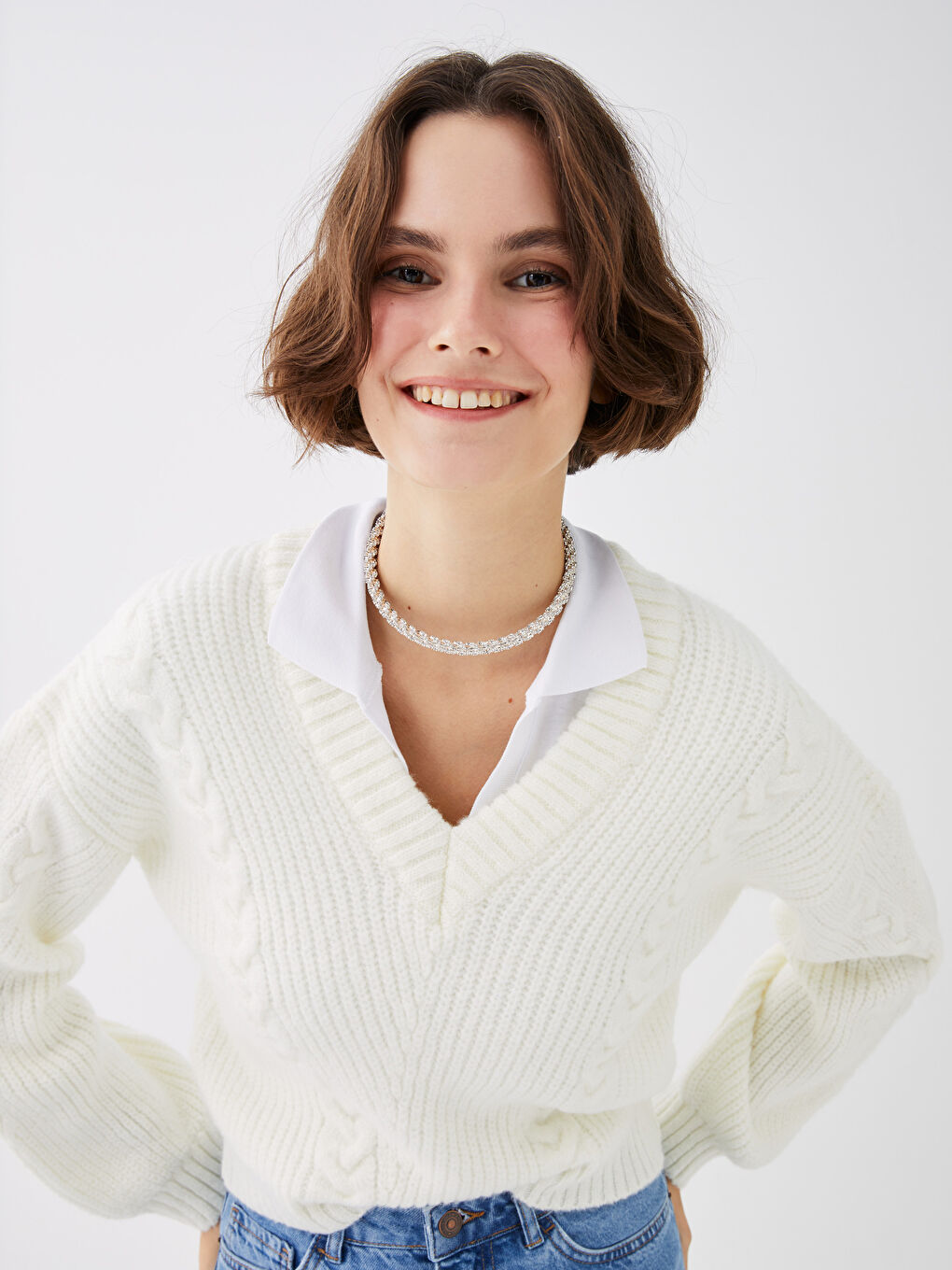 Ekru V Yaka Kendinden Desenli Uzun Kollu Kadın Triko Kazak-2