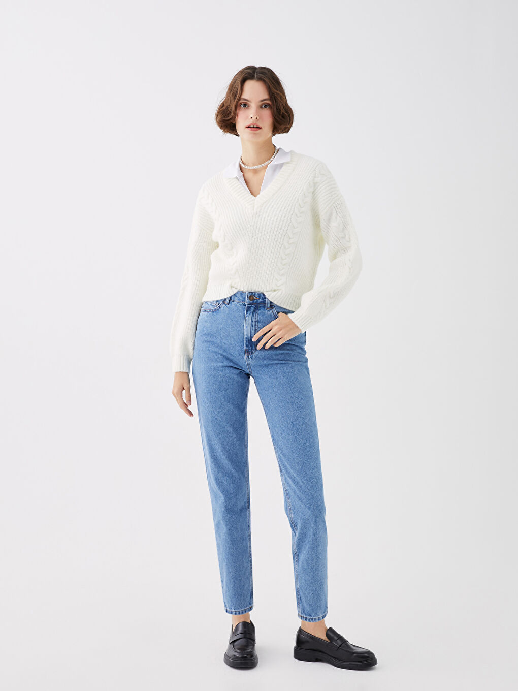 Ekru V Yaka Kendinden Desenli Uzun Kollu Kadın Triko Kazak-3