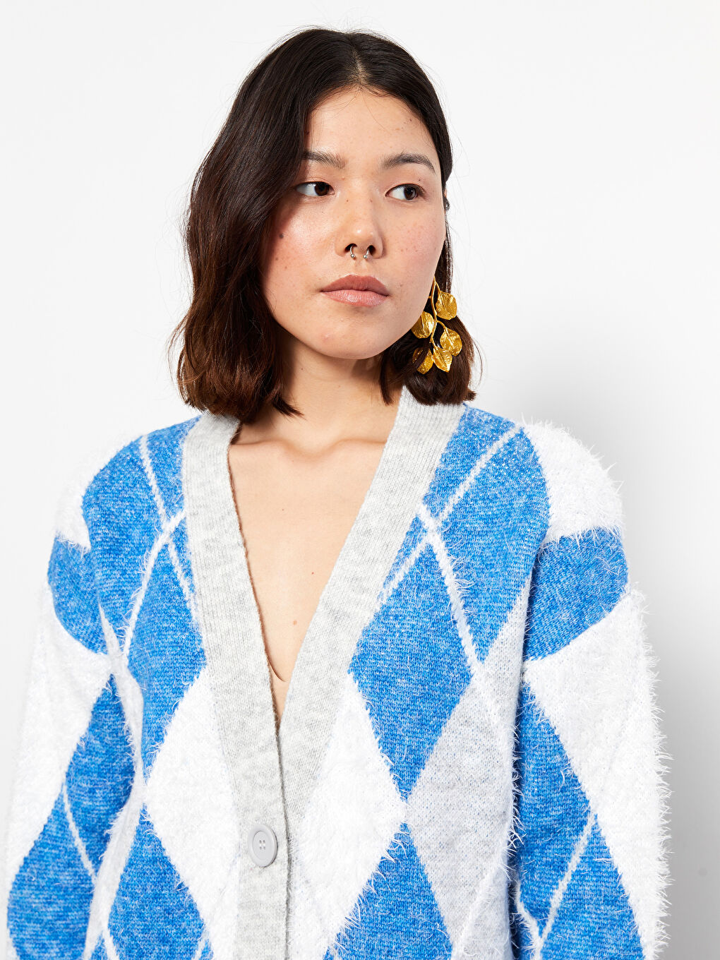 Mavi V Yaka Desenli Kadın Triko Hırka-1