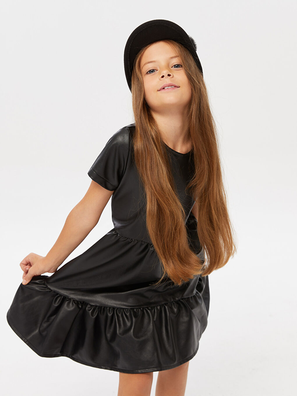Siyah Bisiklet Yaka Basic Kısa Kollu Deri Görünümlü Kız Çocuk Elbise-2