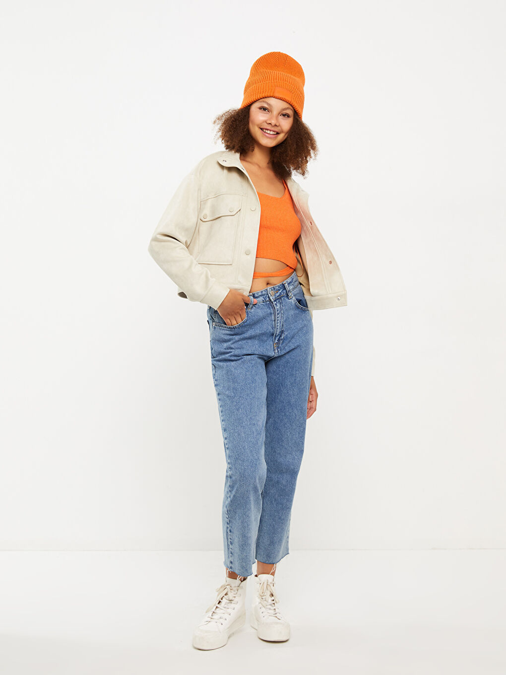 Bej Dik Yaka Kadın Deri Görünümlü Mont-2