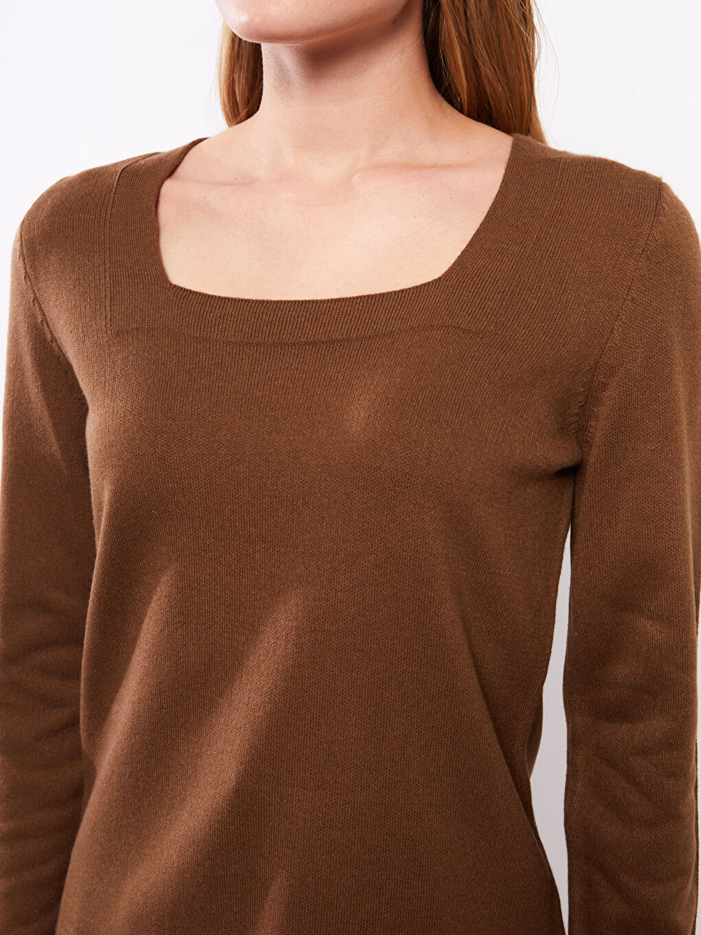 Свитер из трикотажа с квадратным воротником и длинным рукавом для женщин-3