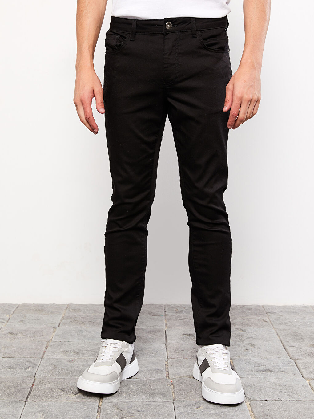 LCW ECO Yeni Siyah Slim Fit Dokulu Erkek Pantolon - 3