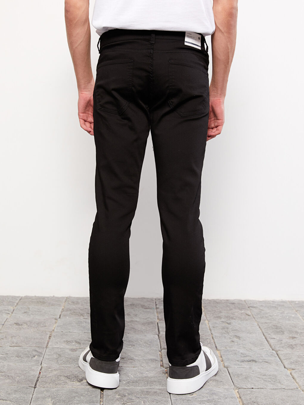 LCW ECO Yeni Siyah Slim Fit Dokulu Erkek Pantolon - 4