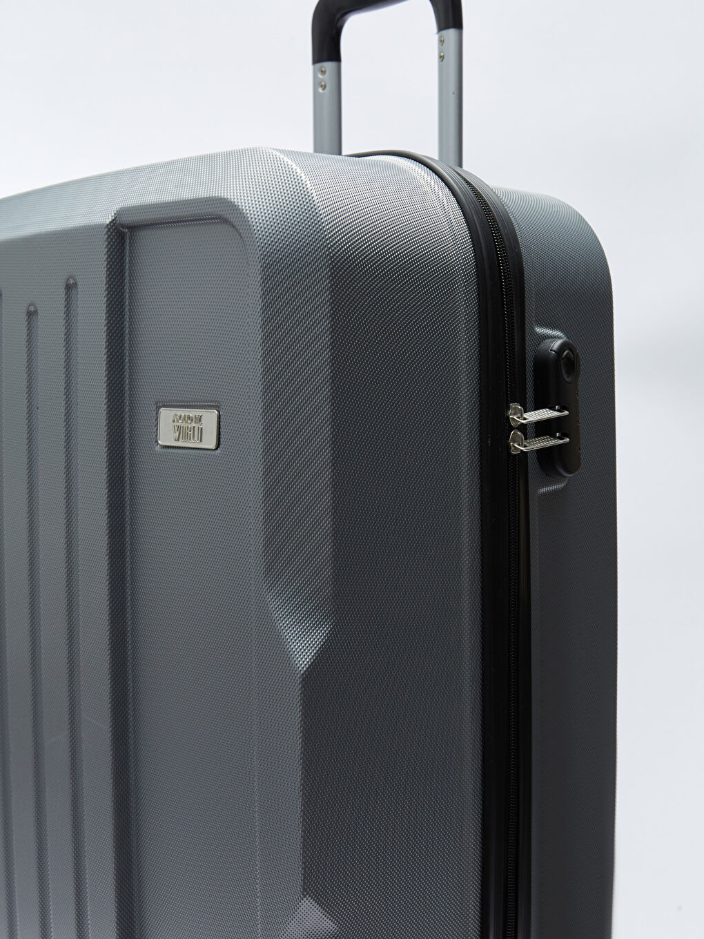 Gri Kilit Detaylı Küçük Boy Valiz-3