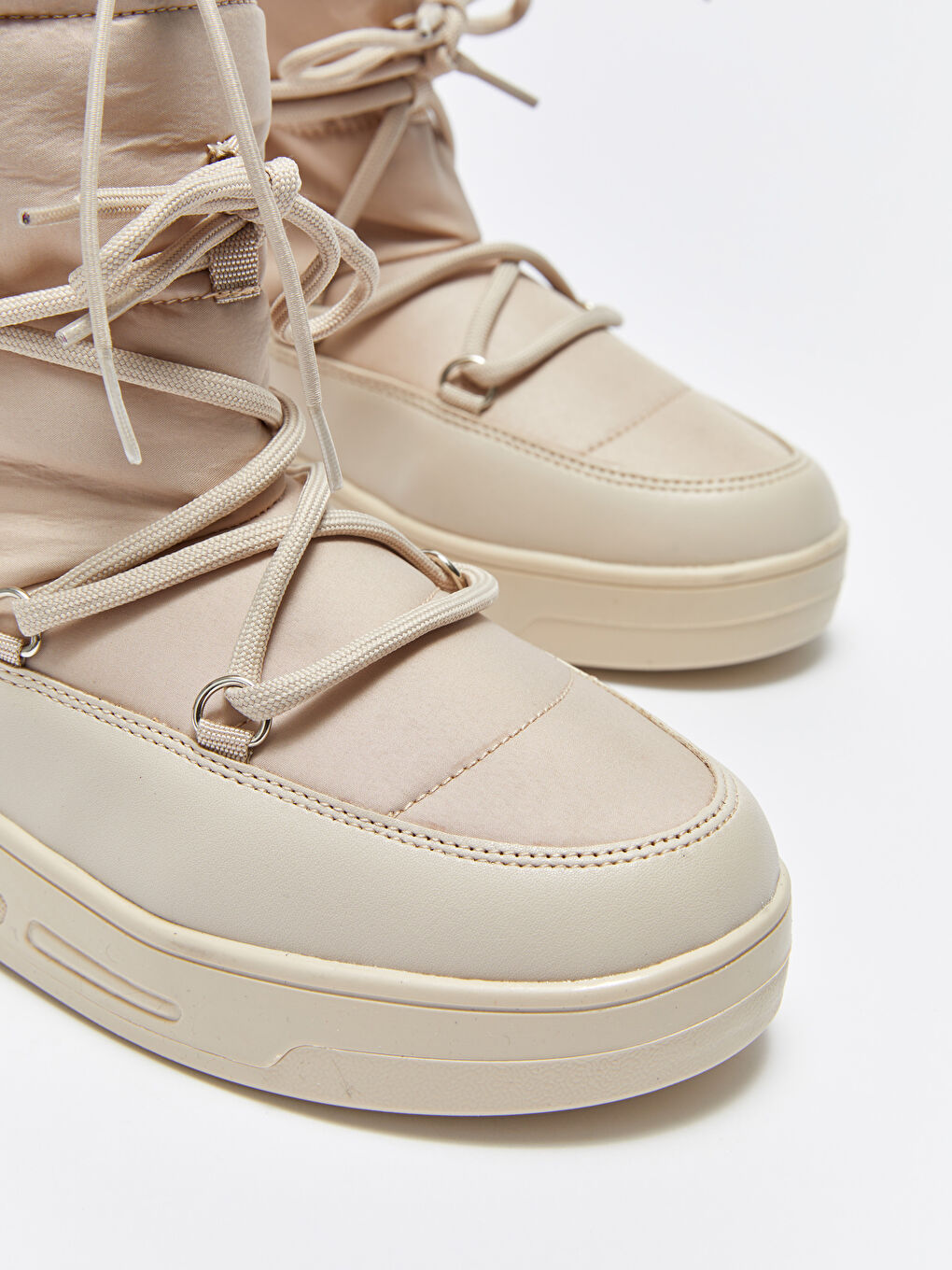 Bej Bağcıklı Kalın Taban Kadın Kar Botu-2