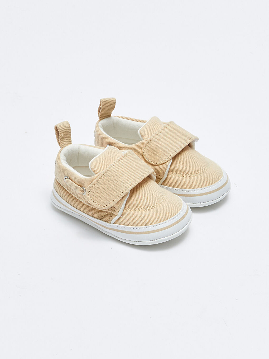Ekru Cırt Cırtlı Erkek Bebek Yürüme Öncesi Ayakkabı ve Papyon Takımı-1