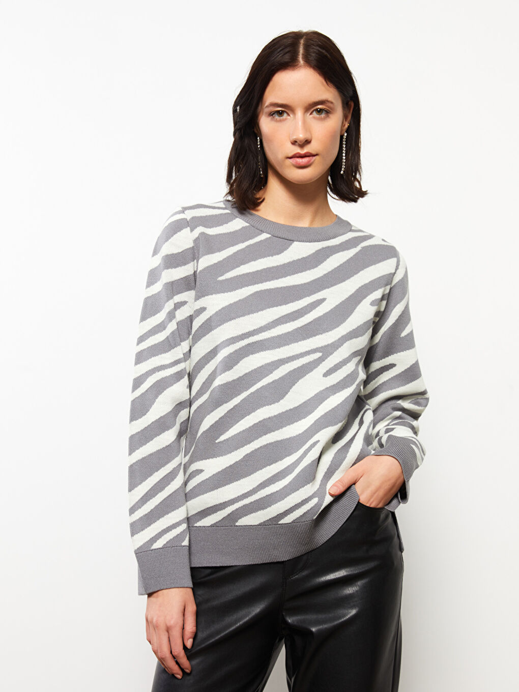 LCWAIKIKI Basic Crew Neck Patterned Long Sleeve Women's Knitwear Sweater -W2GV45Z8-SMY