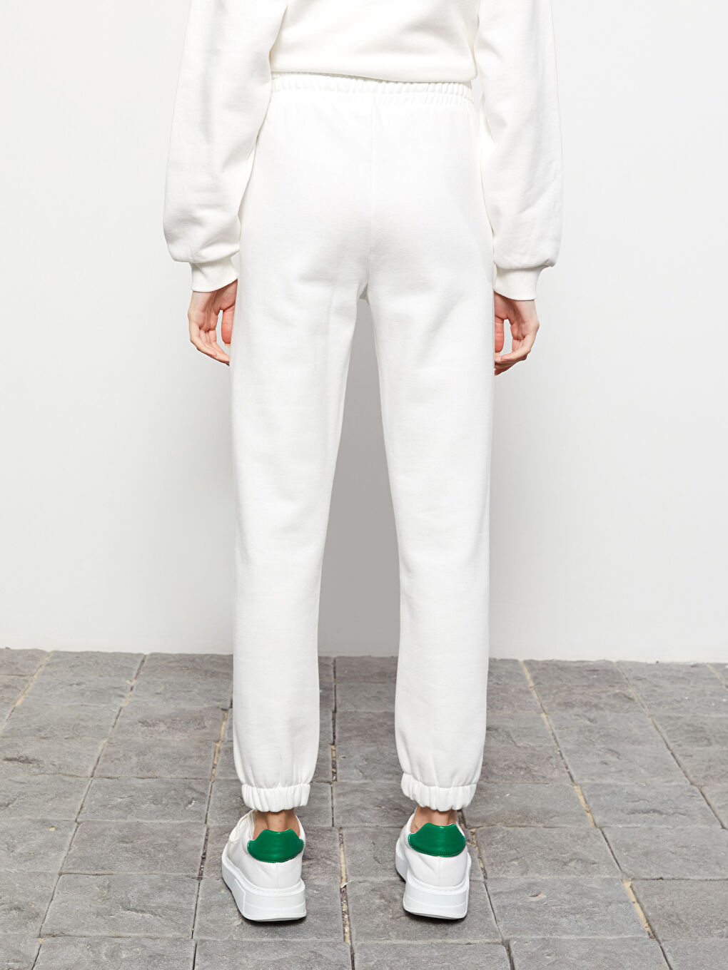 بنطلون رياضي تخين مطبوع بخصر مرن للسيدات-4