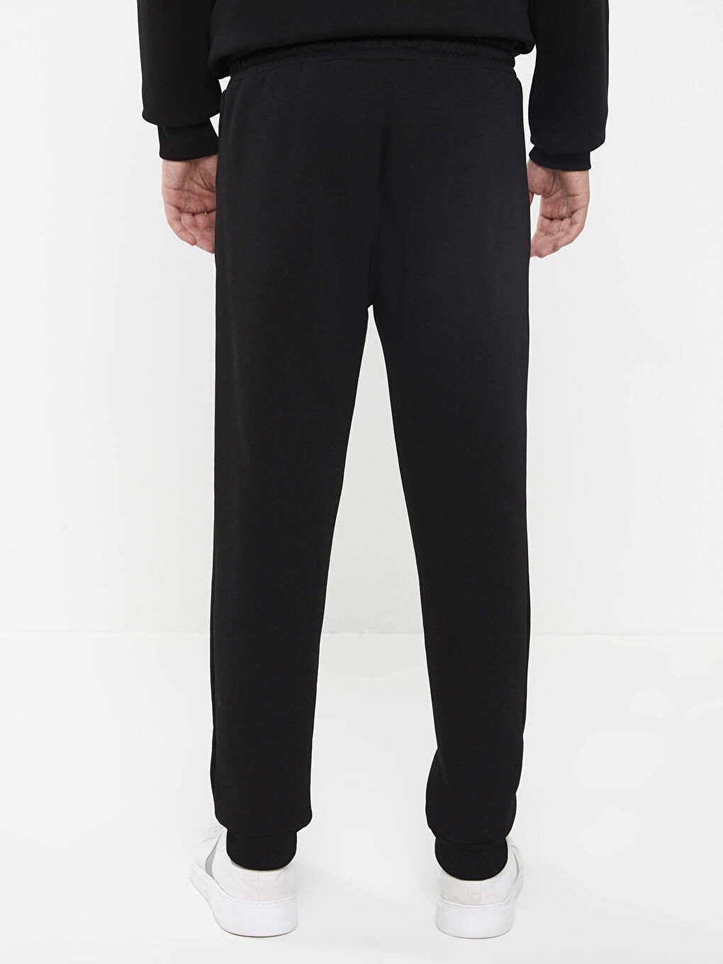 Regular Fit Men's Thick Jogger Sweatpants-4