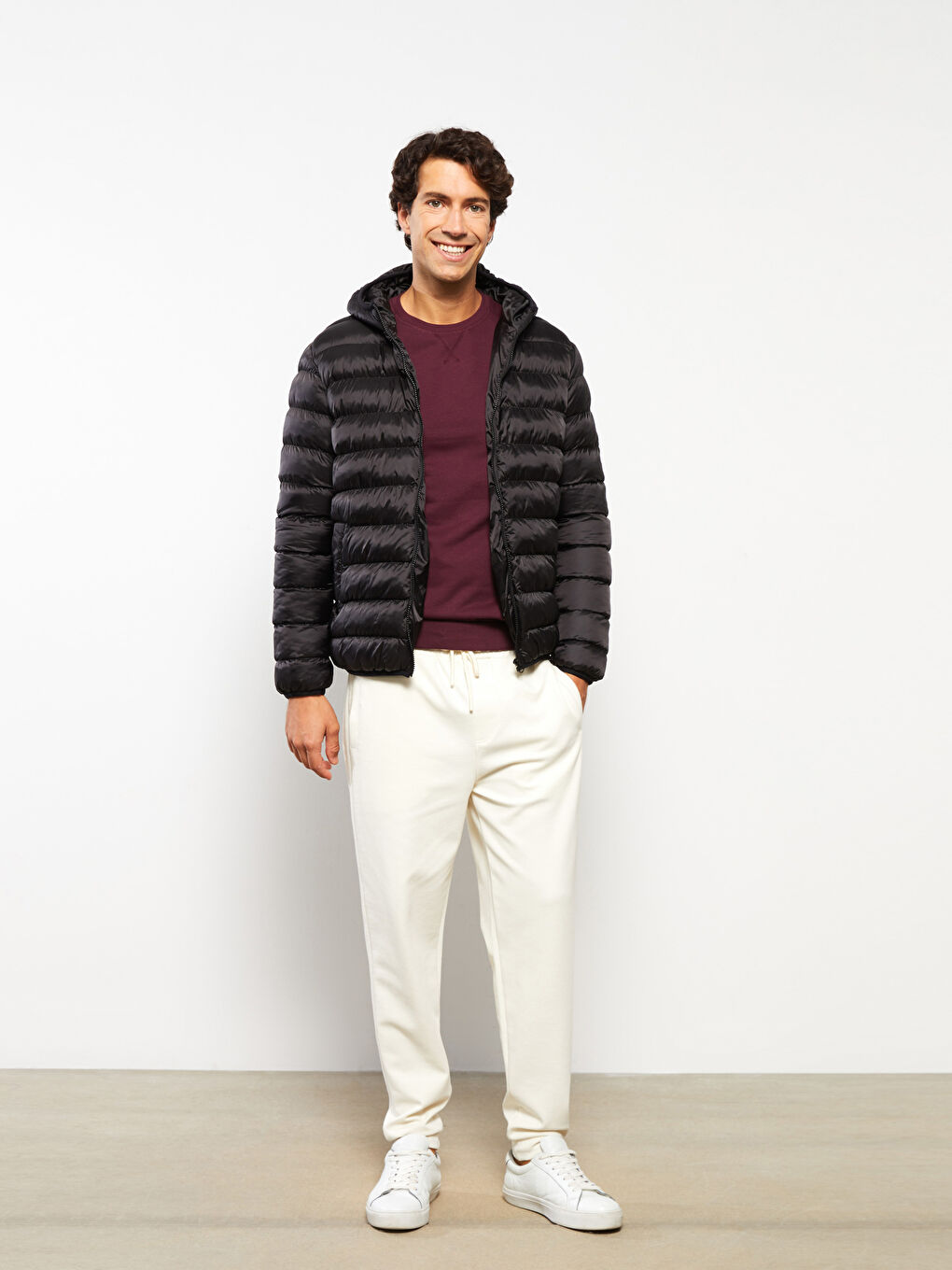 Standard Fit Hooded Men's Puffer Coat