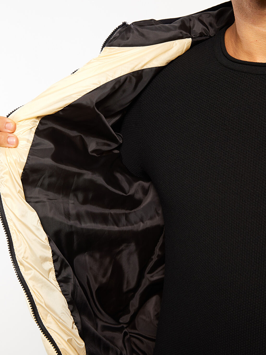 بالطو منتفخ بفتحة عادية بكابوش للرجال-3