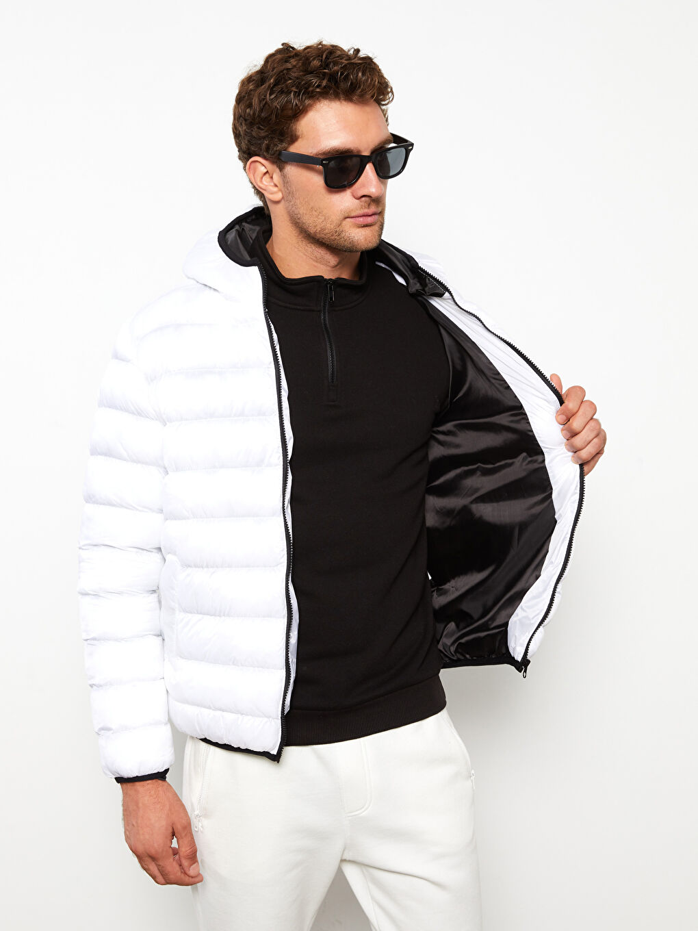 Beyaz Standart Kalıp Kapüşonlu Erkek Şişme Mont-3