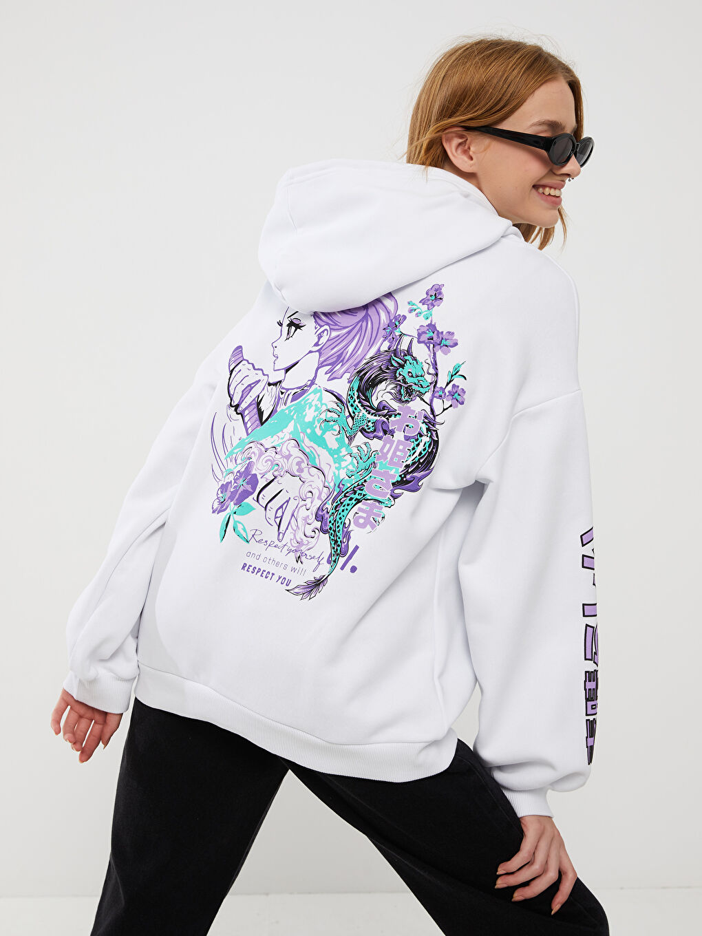 Beyaz Baskılı Kadın Kalın Hoodie-2