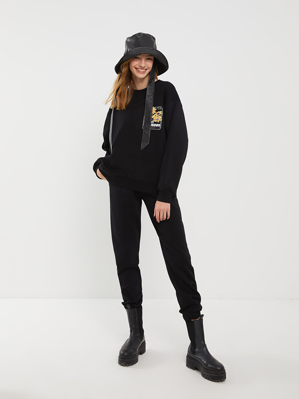 Crew Neck Printed Women's Thick Sweatshirt-3