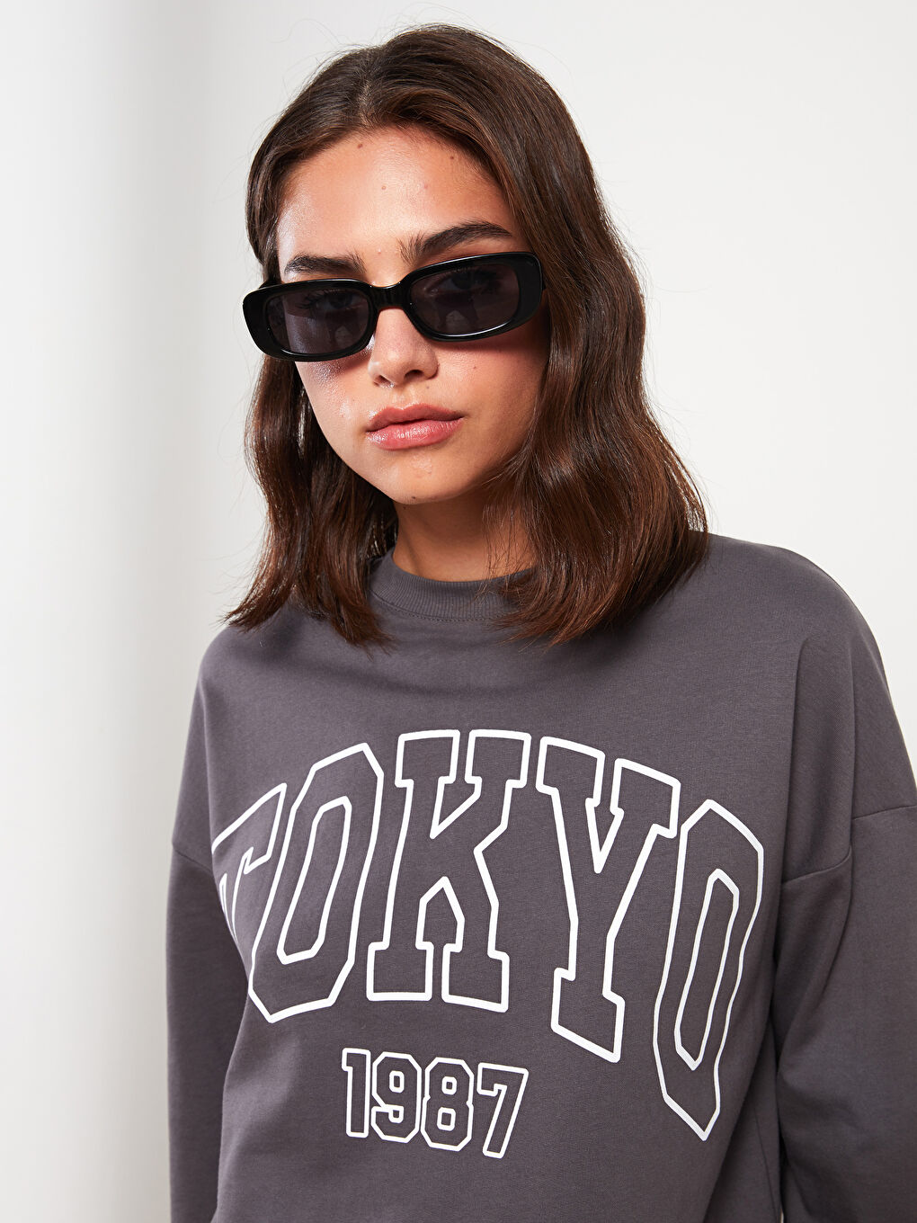 Gri Bisiklet Yaka Baskılı Uzun Kollu Kadın Sweatshirt Tunik-2