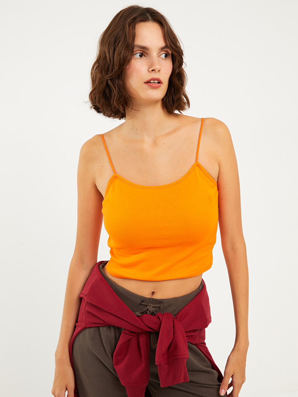 Turuncu U Yaka Askılı Düz Crop Kadın İç Giyim Atlet-1