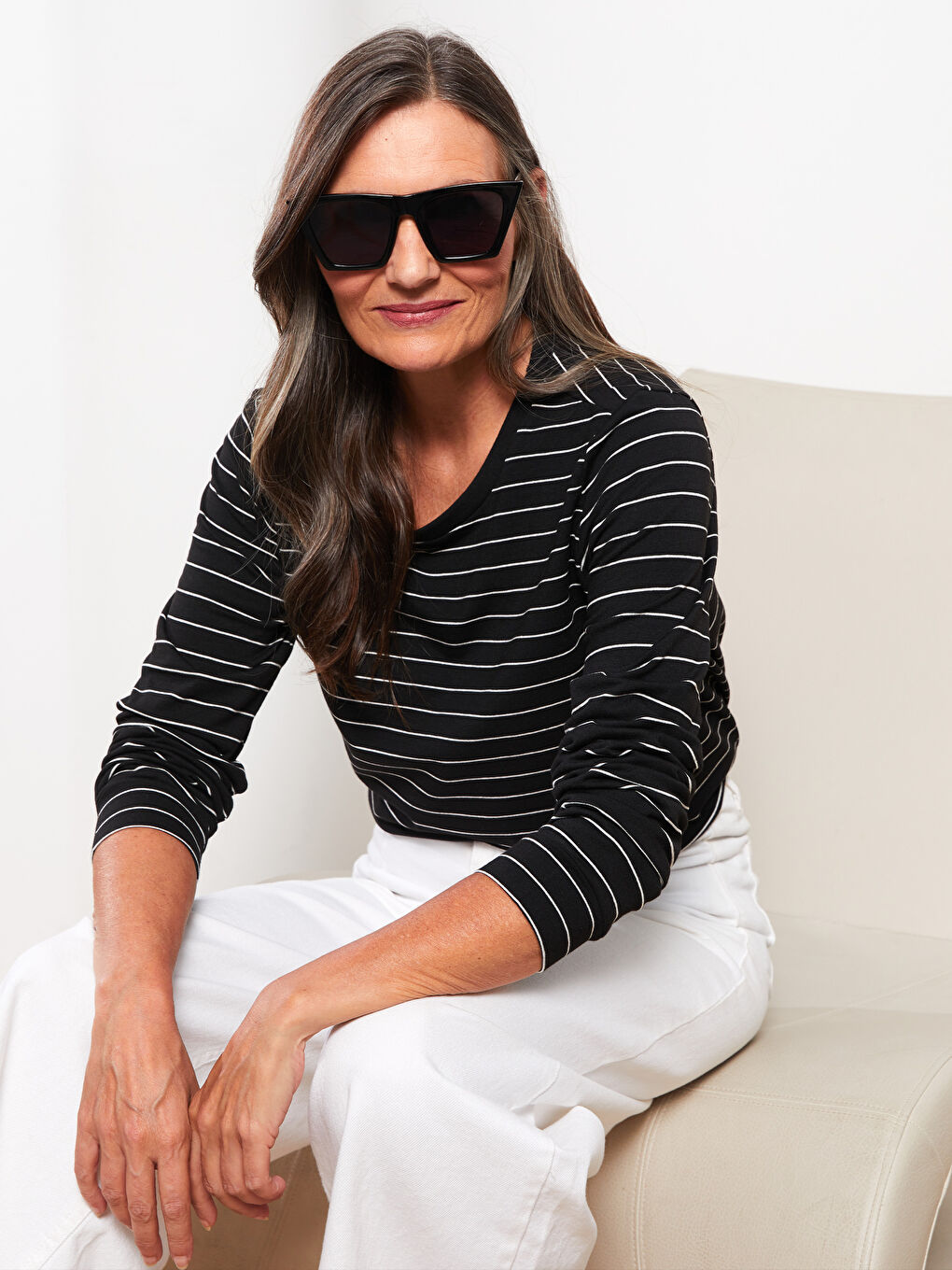 Siyah Bisiklet Yaka Çizgili Uzun Kollu Kadın Tişört
