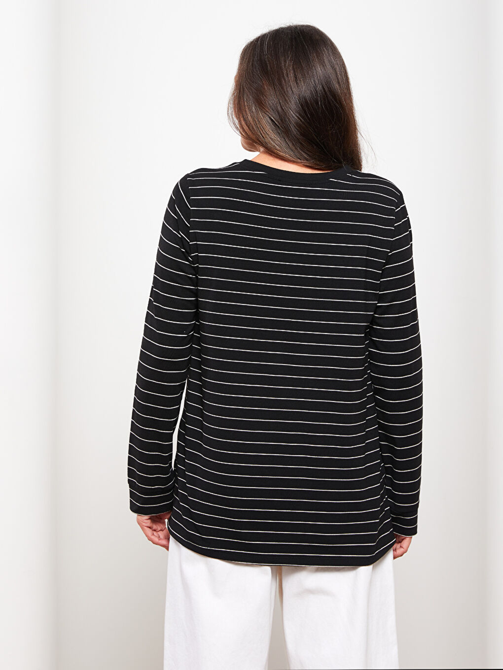 Siyah Bisiklet Yaka Çizgili Uzun Kollu Kadın Tişört-4