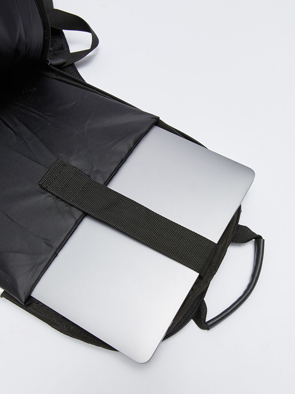 Siyah Deri Görünümlü Erkek Laptop Çantası-3