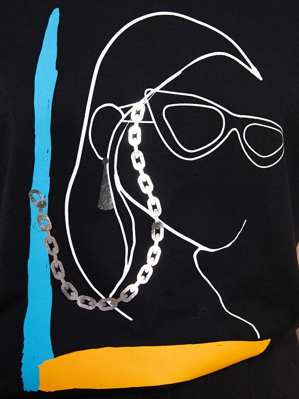 Siyah Bisiklet Yaka Baskılı Kısa Kollu Pamuklu Kadın Tişört-3