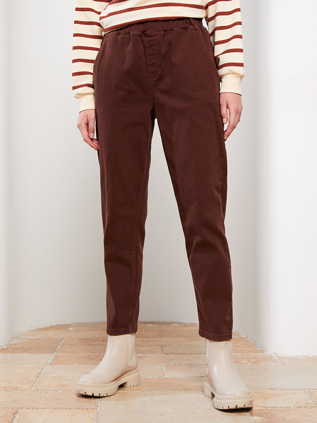 Kahverengi Rahat Kalıp Düz Gabardin Kadın Pantolon-2