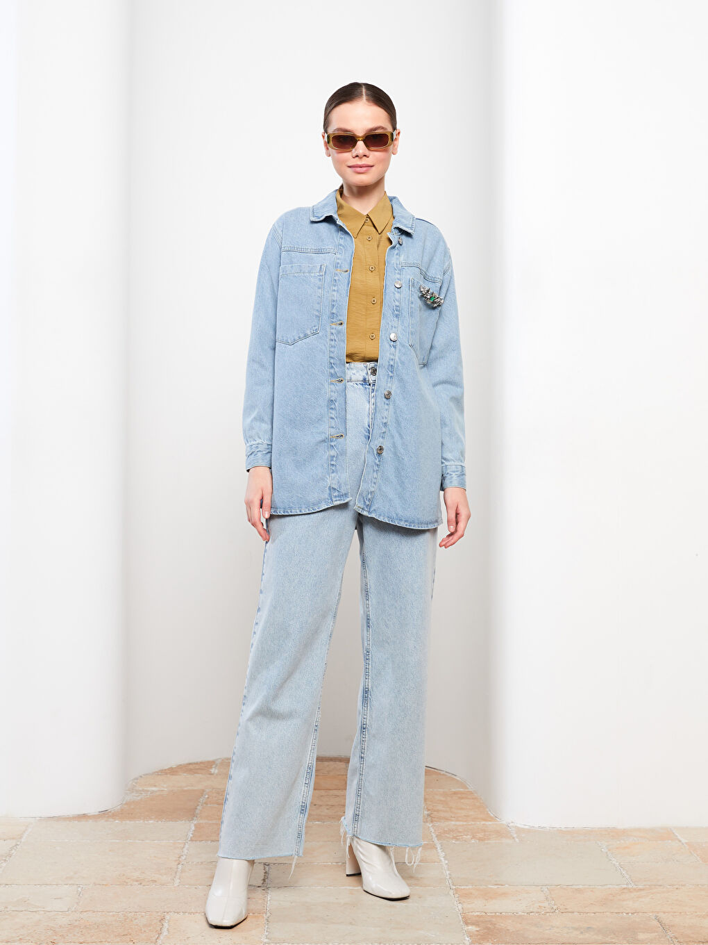 Collared Neck Plain Long Sleeve Women's Denim Tunic-3