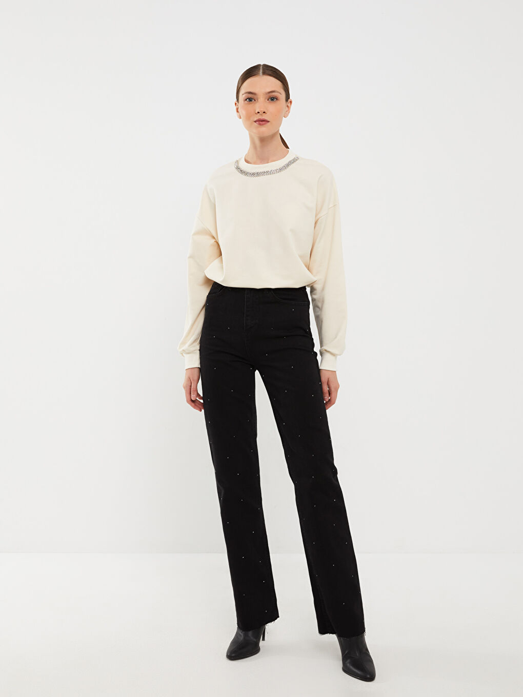 LCW Modest Siyah Straight Fit Taşlı Kadın Jean Pantolon