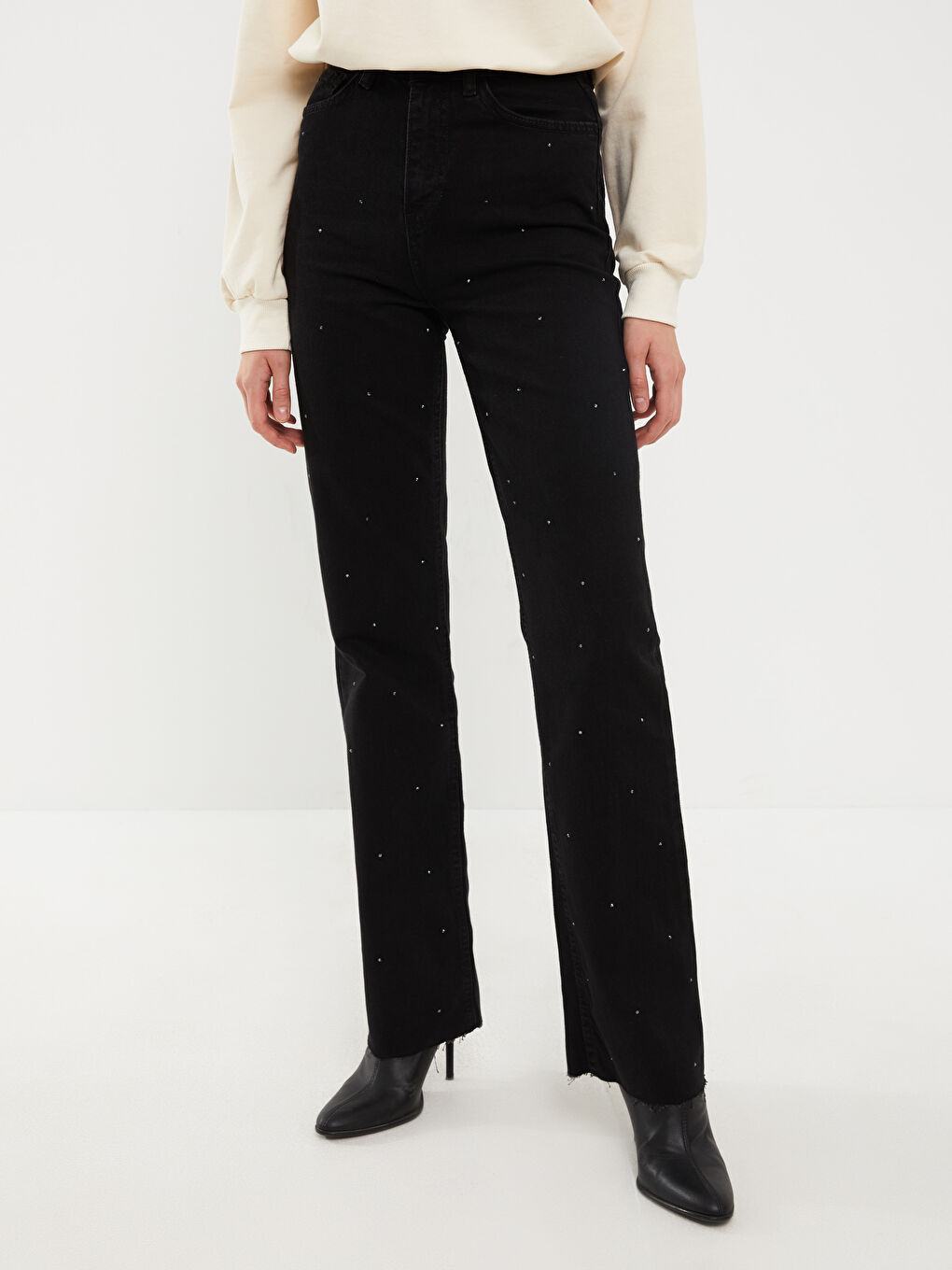 LCW Modest Siyah Straight Fit Taşlı Kadın Jean Pantolon - 3