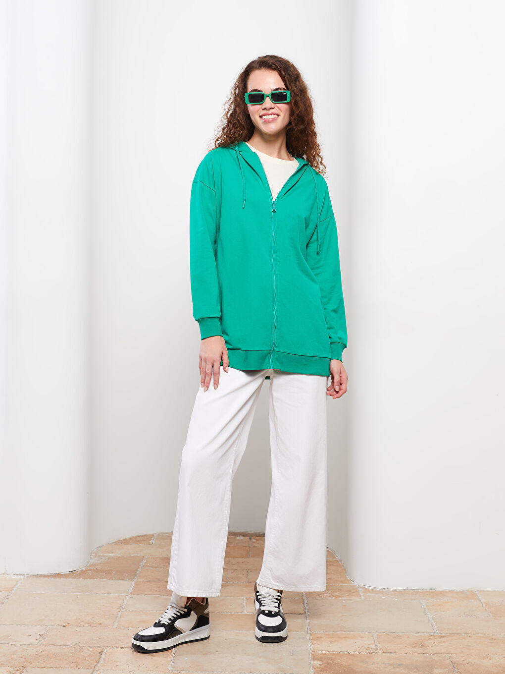 Yeşil Kapüşonlu Düz Uzun Kollu Oversize Kadın Spor Hırka-5
