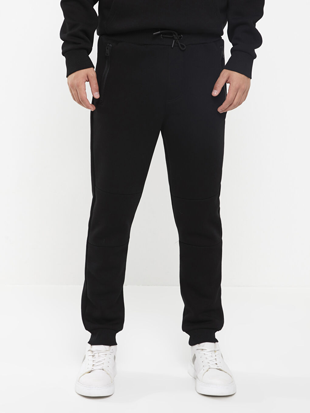 Siyah Standart Kalıp Erkek Kalın Jogger Eşofman Altı-2