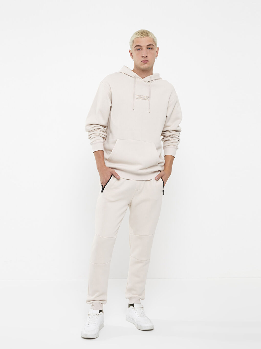 Bej Standart Kalıp Erkek Jogger Eşofman Altı