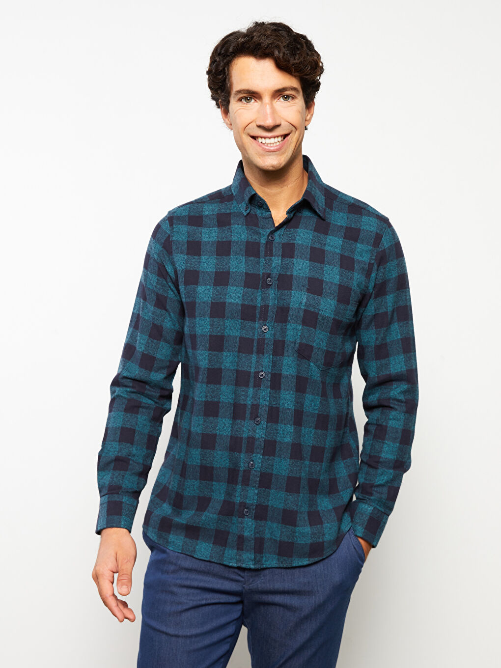 Рубашка в клетку с длинным рукавом стандартного кроя для мужчин-1