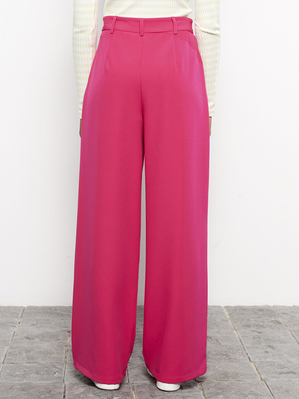 Fuşya Rahat Kalıp Düz Saten Kadın Pantolon-4