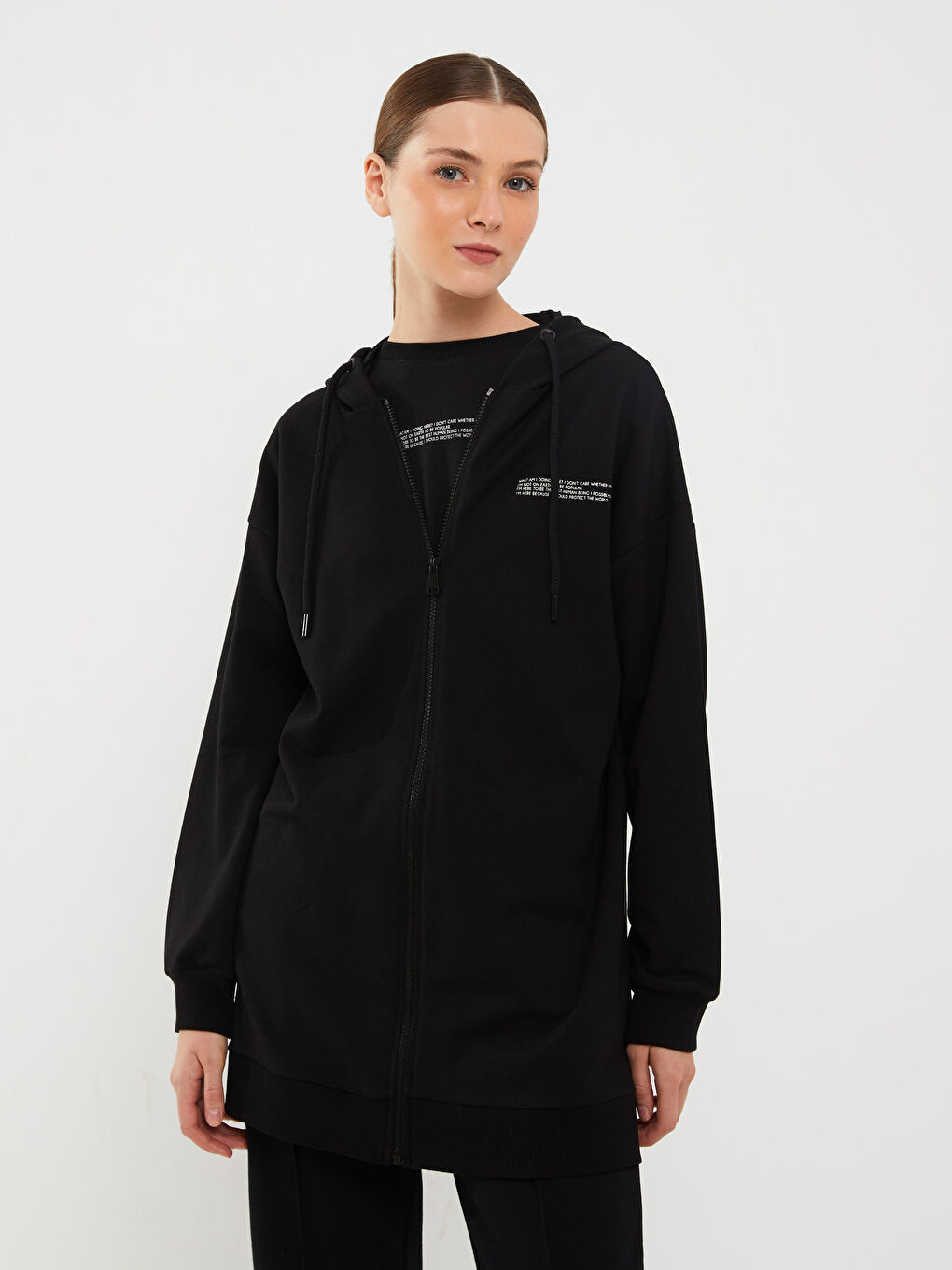 Siyah Kapüşonlu Baskılı Uzun Kollu Oversize Kadın Spor Hırka
